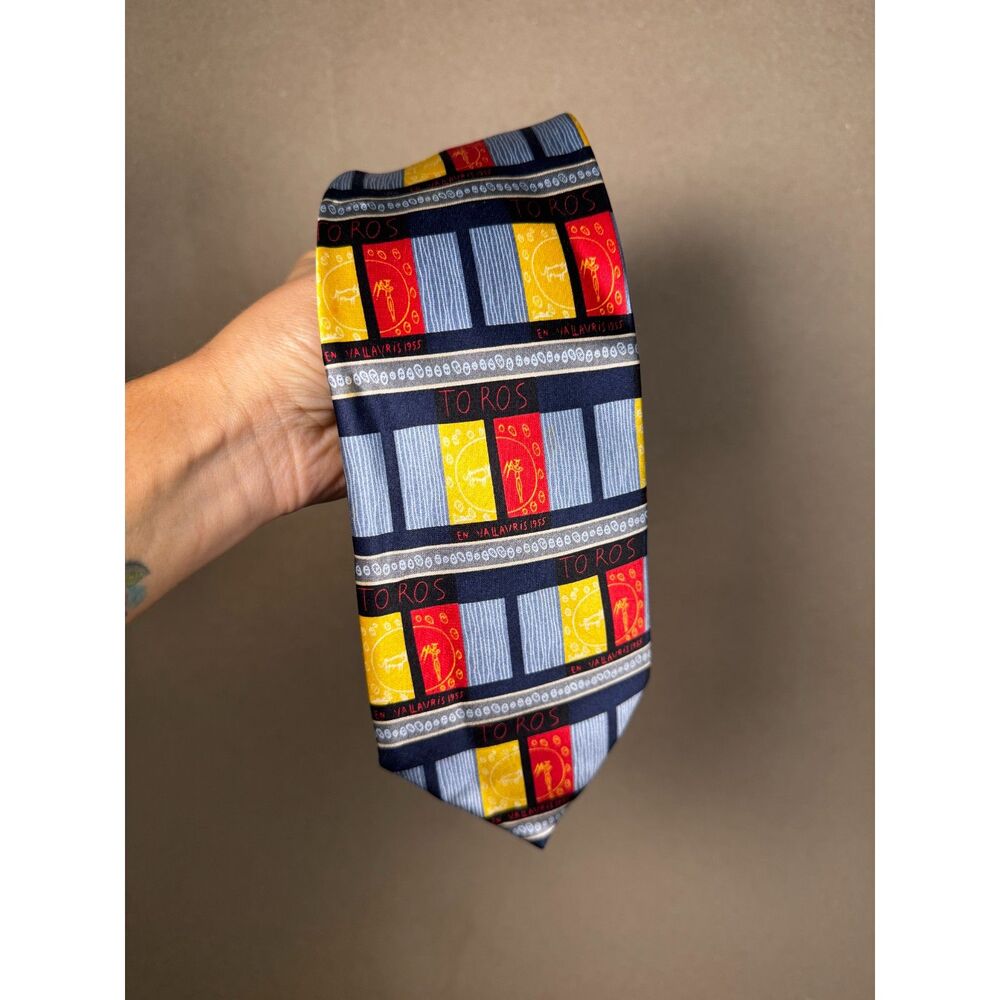 Vintage Picasso Collection Silk Tie Abstract Art Bullfighter Red Yellow Blue1955